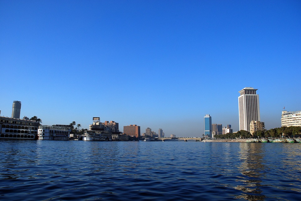 Pyramids Tour & Nile Lunch Cruise from Alexandria Port