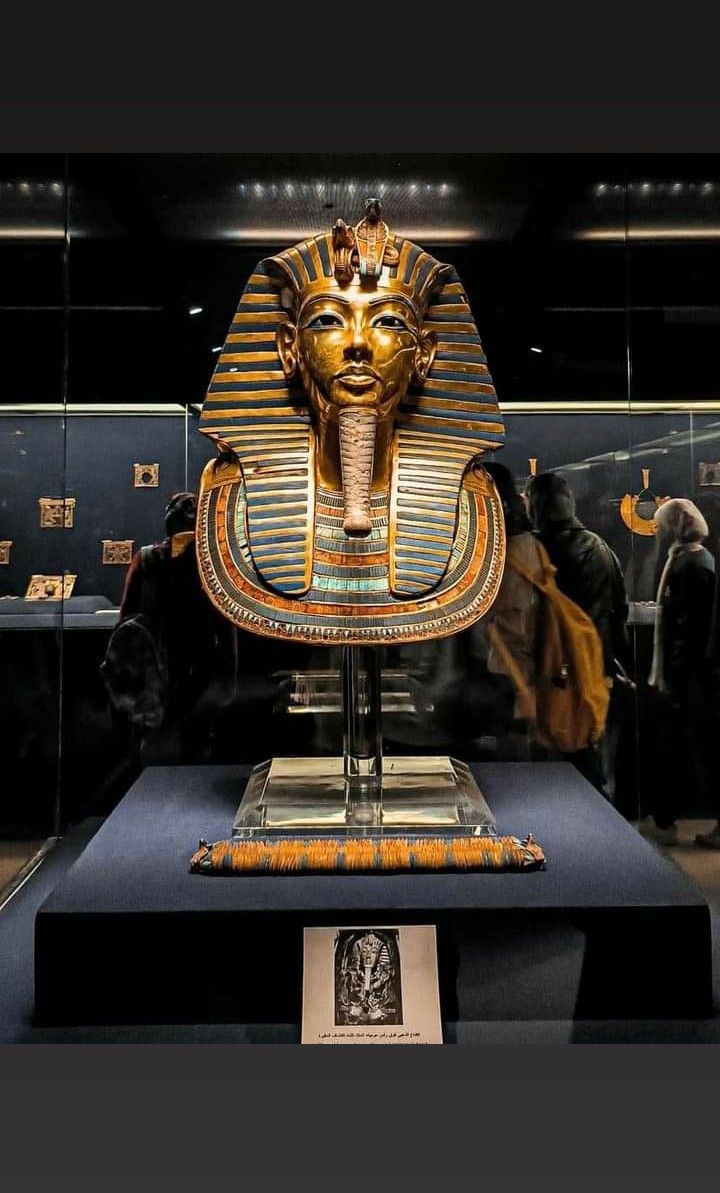 Tutankhamun Mask