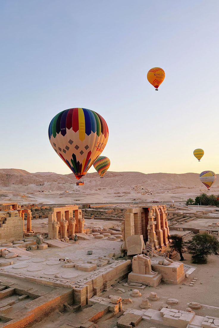 Hot Air Balloon in Luxor